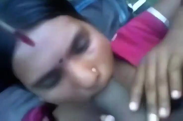 Outdoor fucking of desi bhabhi