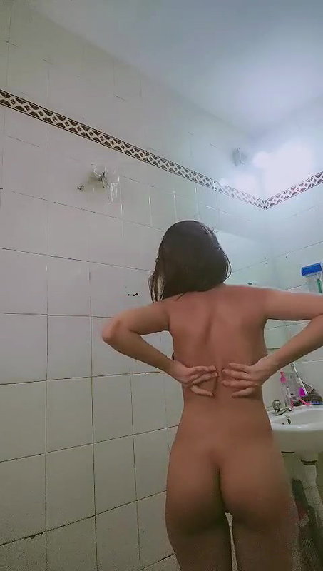 hottest Delhi girl naked big boobs flaunting