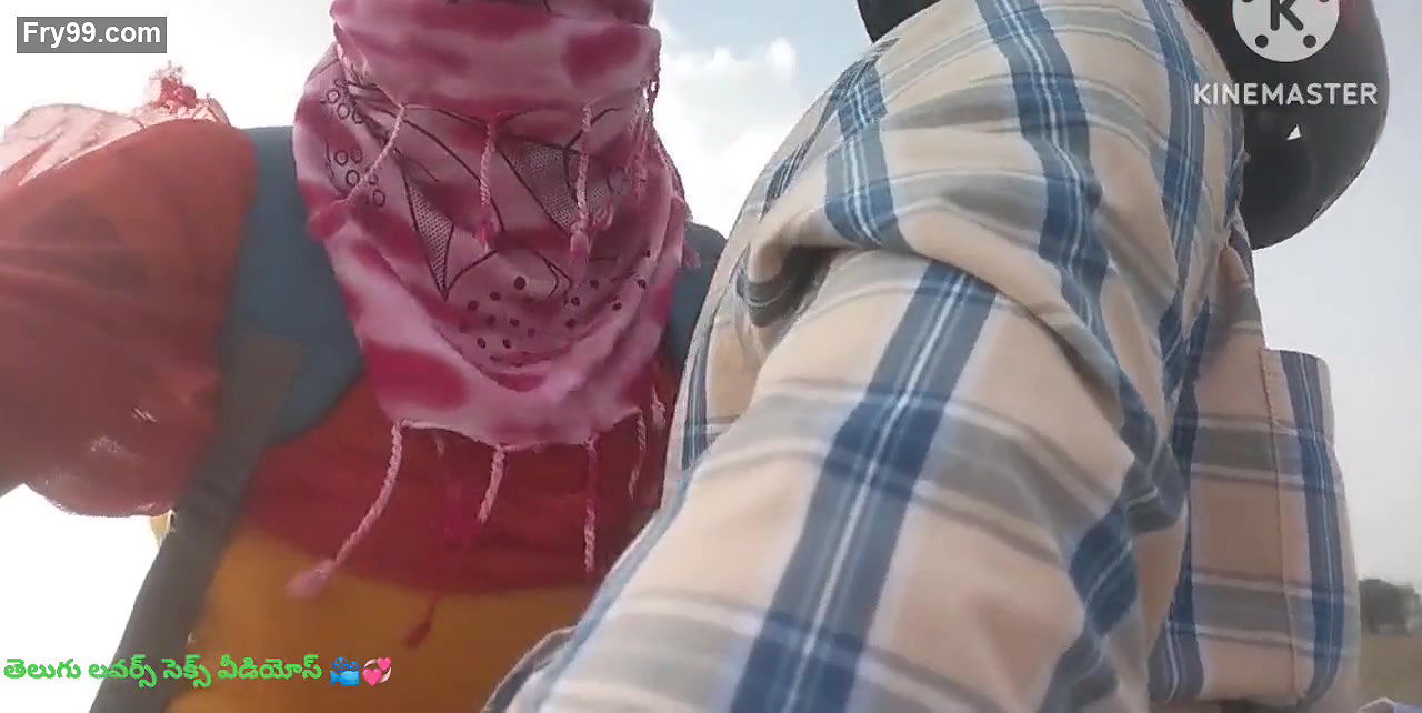 Hyderabad Telugu lovers fucking with voice in jungal on January-2023 republic day Special & bike riding romance