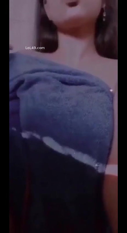 attractive eyes and boobs of hot Indian girlfriend