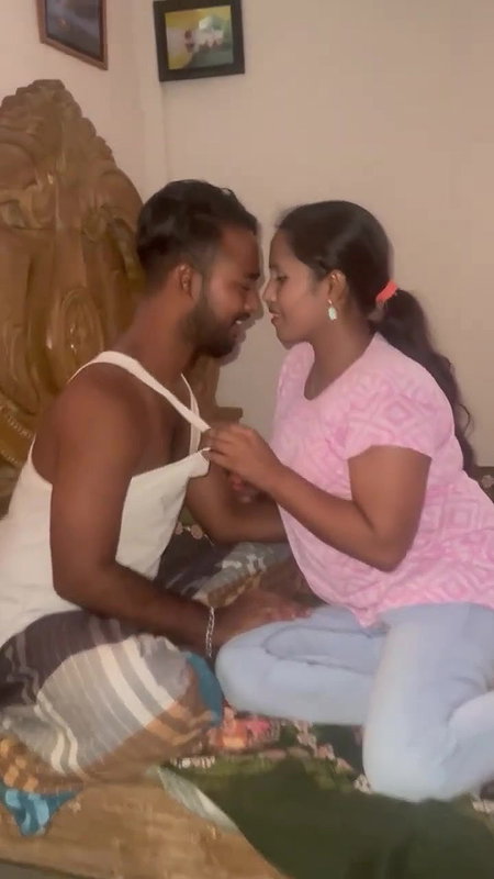 Bhabi loge chuda chudi