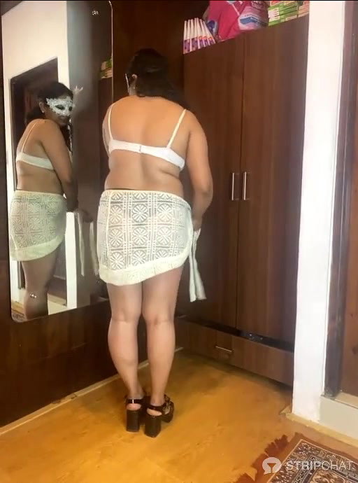 Stripchat IndianLatinaa