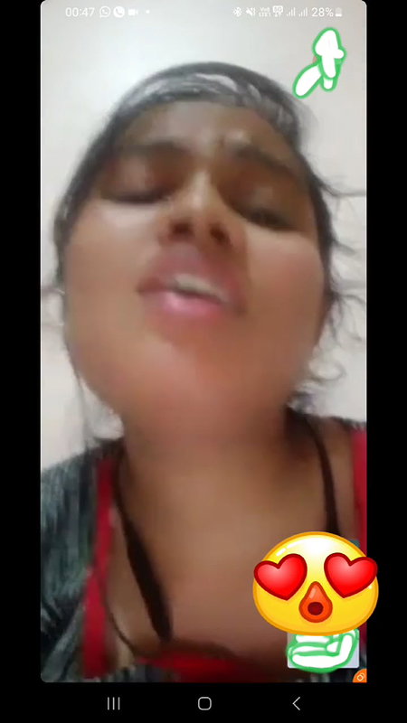 big melons girlfriend topless viral video call