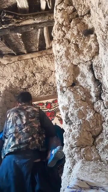 Pashto bhabhi fuck in standing position in rock house