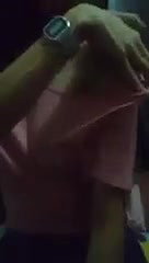 chuche dabate hue video banayi