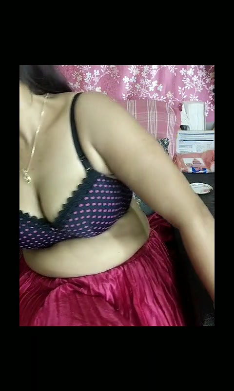 Hot joyan bhabhi