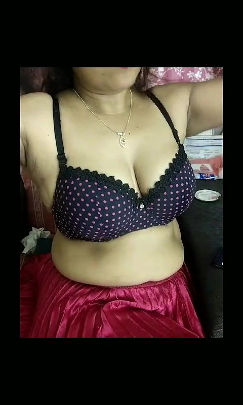 Hot joyan bhabhi