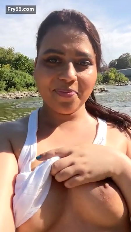 Sexy Indian Wife Shows Boobs