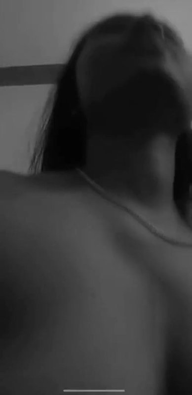 CHENNAI BUSTY YOUNG GF SHOWING BIG BOOBS