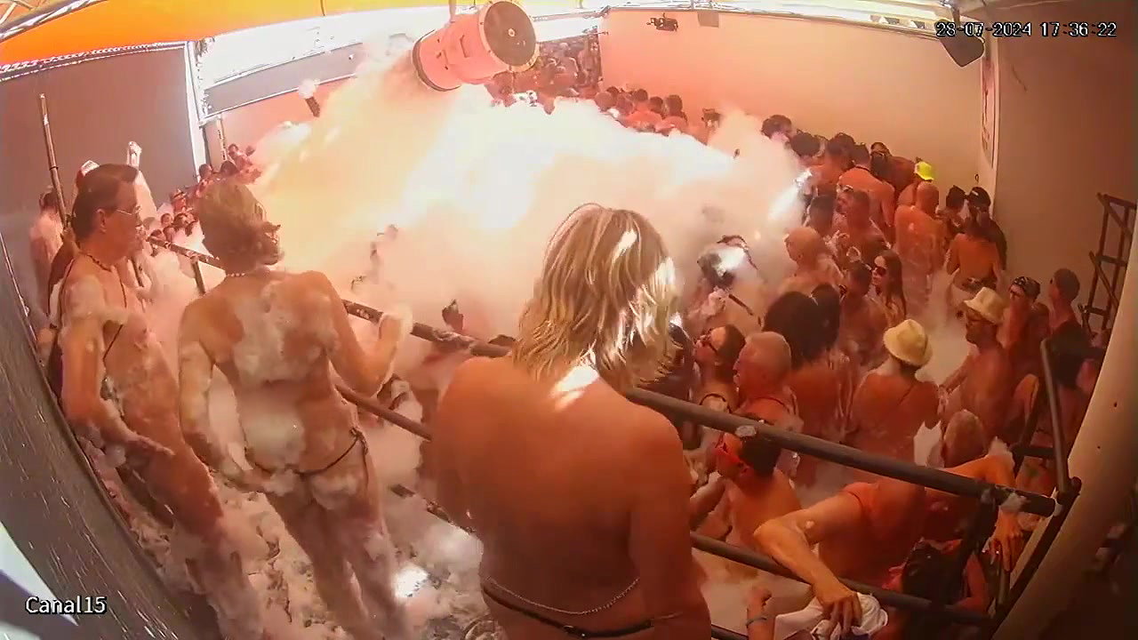 IPCAM Swinger wife Pool Party 5