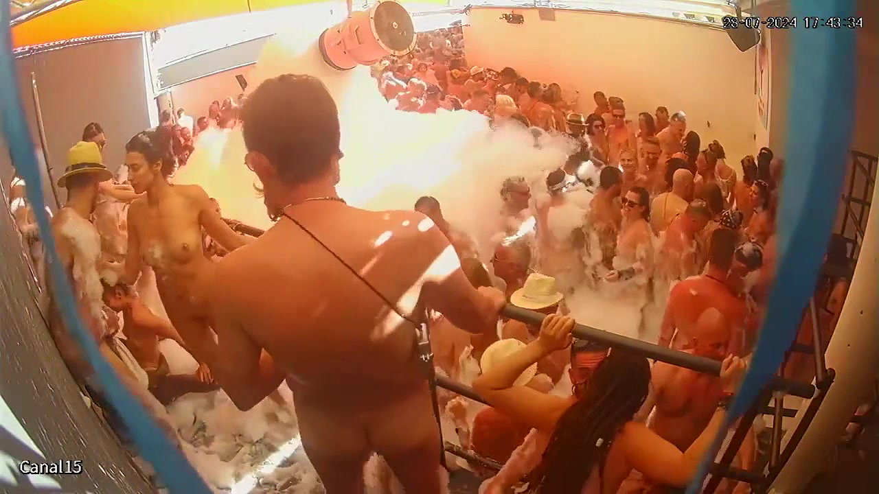 IPCAM Swinger wife Pool Party 6