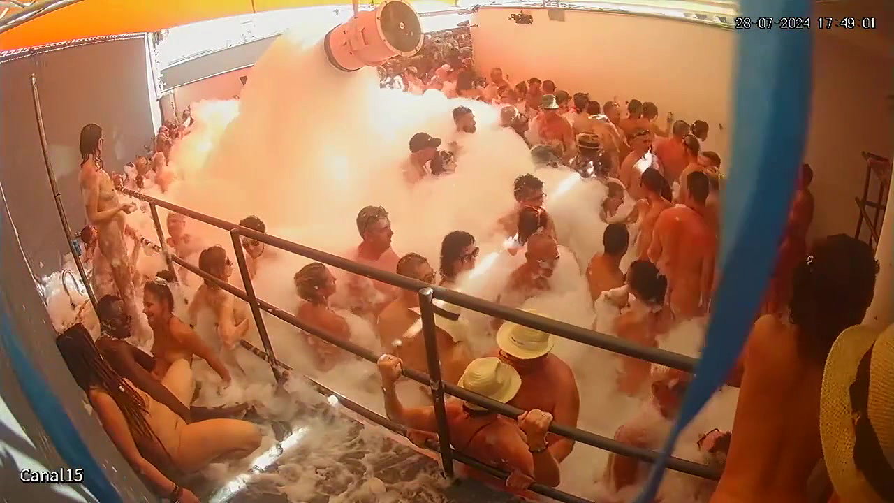 IPCAM Swinger wife Pool Party 6