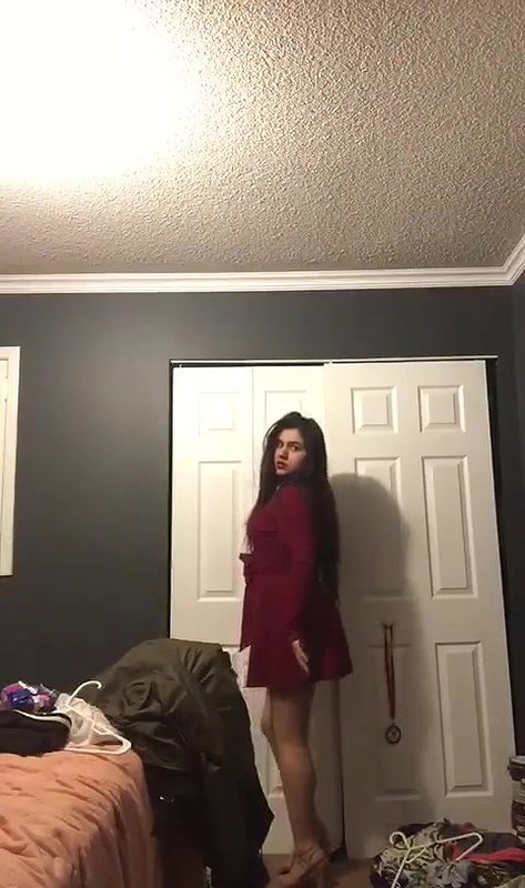hot girl nude show