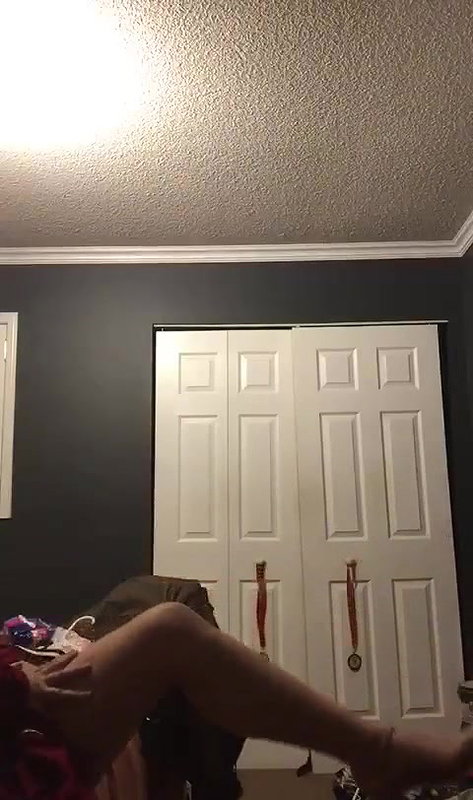 hot girl nude show
