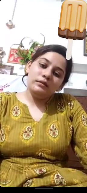 Beautiful Desi GF Long Distance Stripping NUDE Pussy