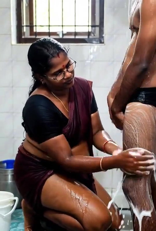 Desi hot saree mature fucking AI video