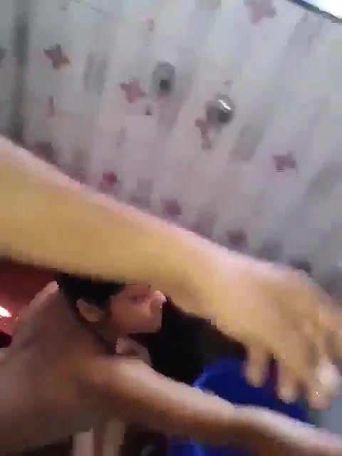 Bangladeshi couple bathroom sex MMS