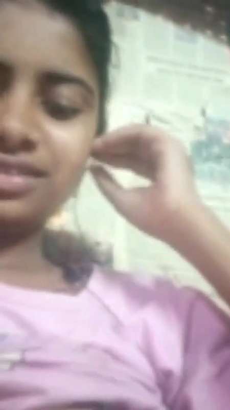 Cute Desi girl showing her boobs and pussy