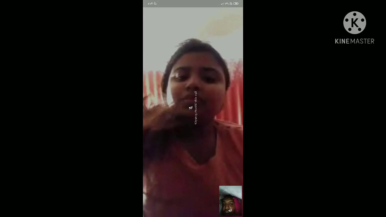 Chubby Desi college girl showing boobs and pussy