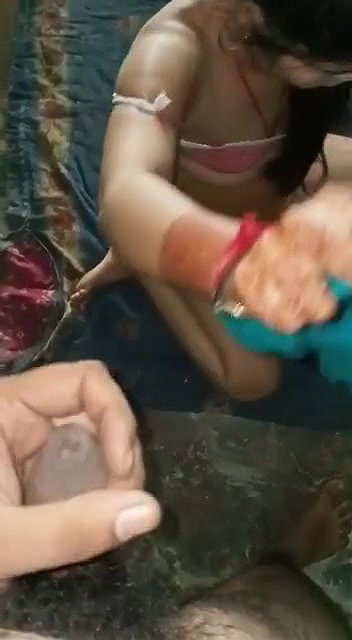 Sexy Desi girl captured nude before sex by her boyfriend