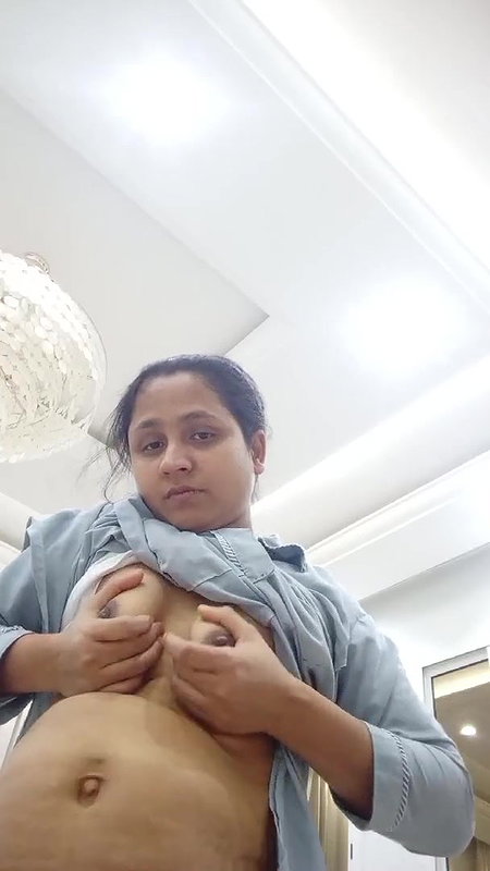 Desi Horny Milf Showing