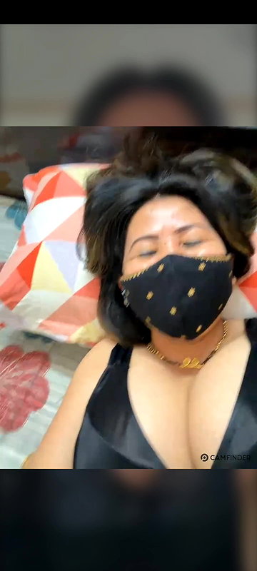 88pink 11 bed par late ke show nepali randi bhabhi