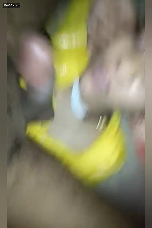 Married Bhabi giving Blowjob first time