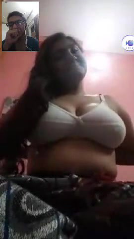 vc mein ladki ne badi chcuhe dikhayi