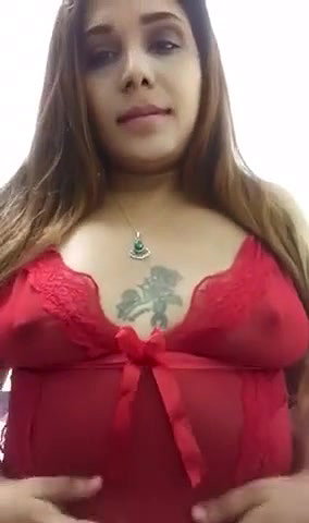 tatoo girl small boob