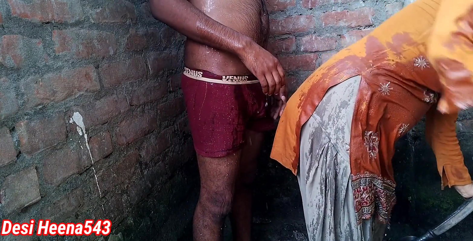 Mausi ki beti ko ghodi banakar choda in clear hindi voice