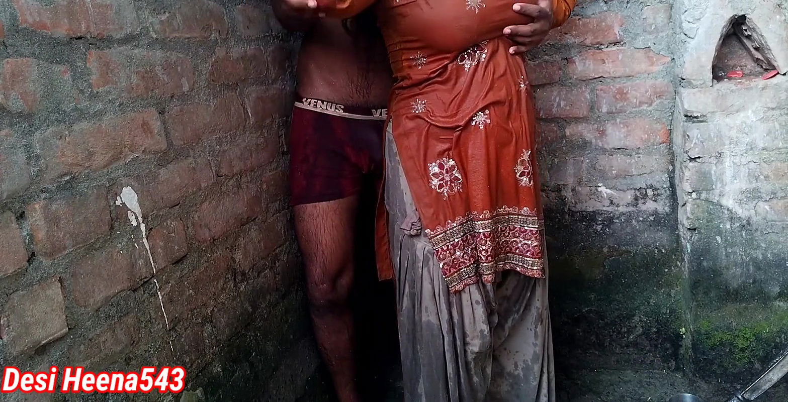 Mausi ki beti ko ghodi banakar choda in clear hindi voice