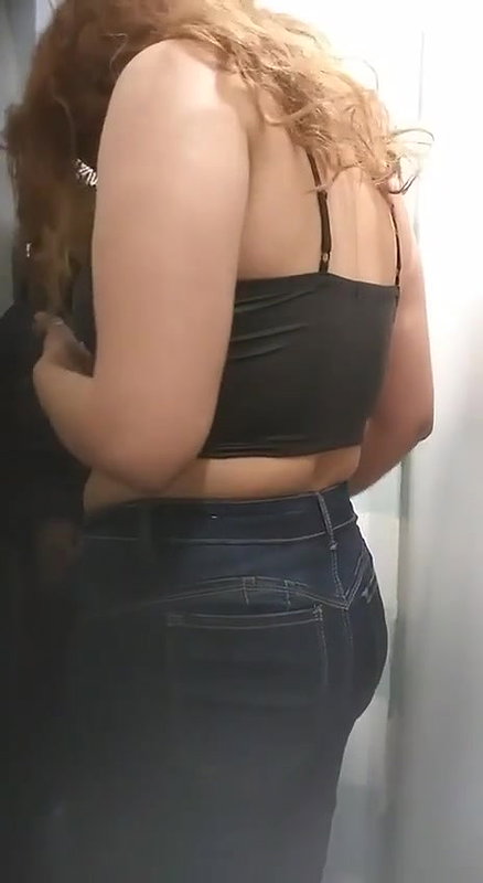 boob show during dress change
