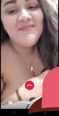 badi chuche dikhayi