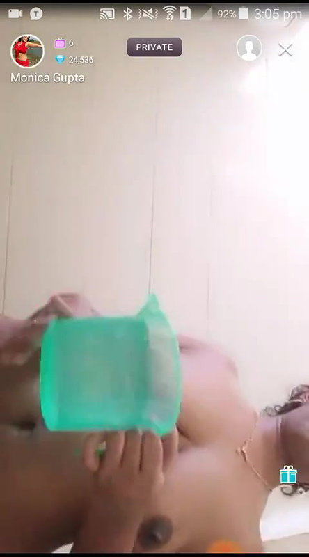 Desi wife Live nude bathing show