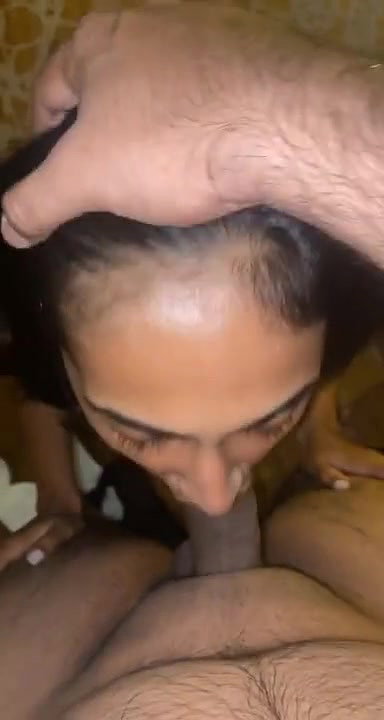 Sexy Lankan girl deepthroat blowjob