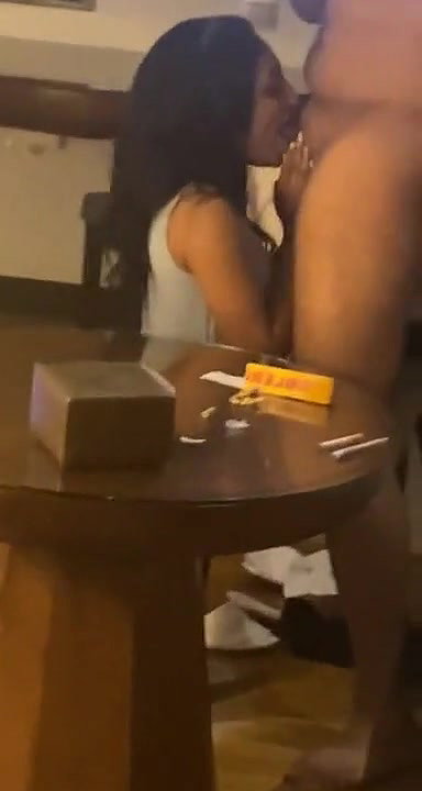 Sexy Lankan girl deepthroat blowjob