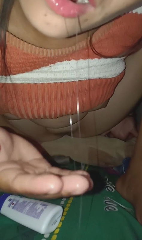 Nepali girl masturbating