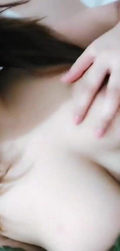 hot desi gf showing boobs to bf