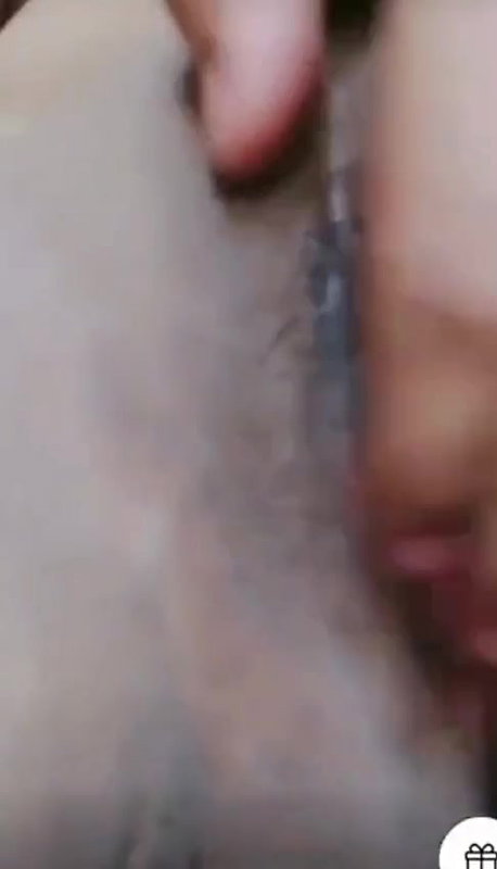 Cute Tiktik Slim Showing Boobs