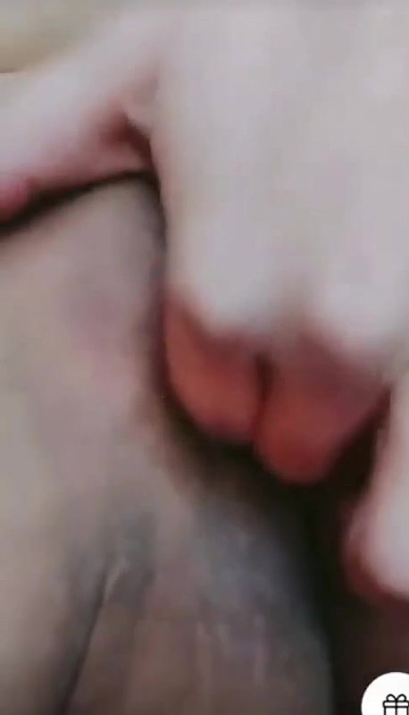 Cute Tiktik Slim Showing Boobs