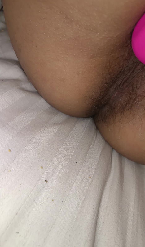 Nisha waiting for dildo vibrator