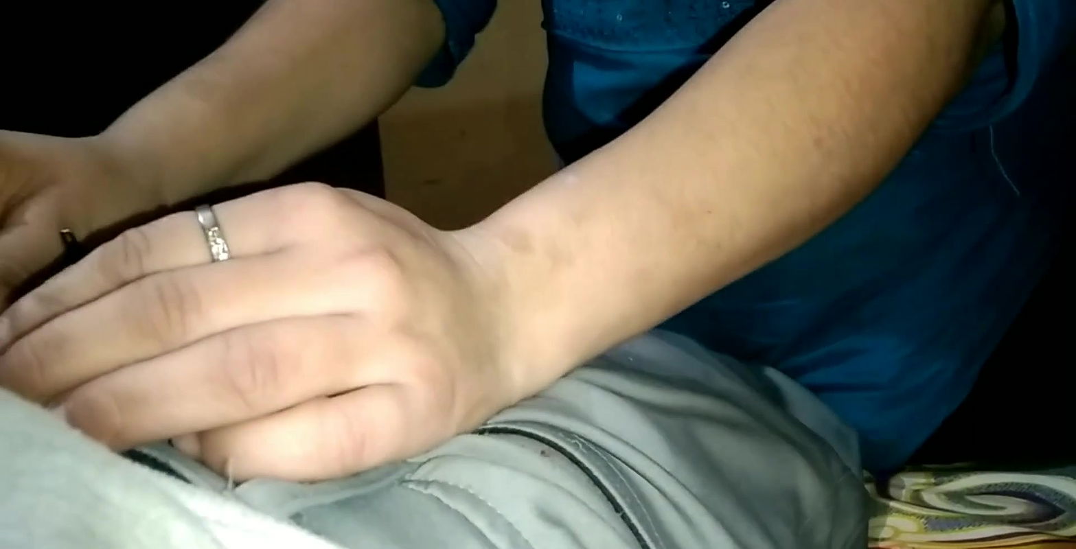 PADOS ki Bhabhi Achanak Room Mai aa gyi Full HINDI Video