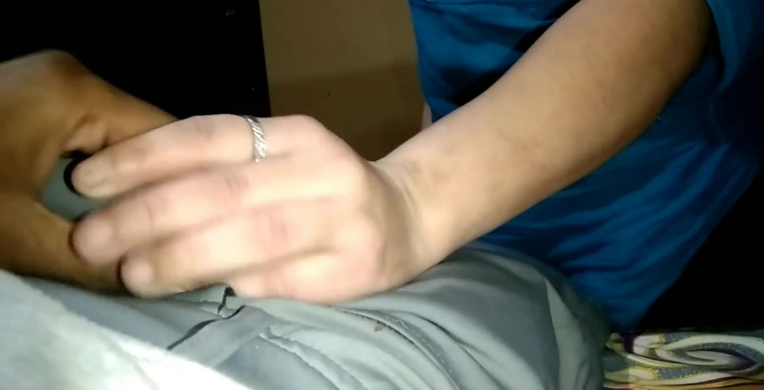 PADOS ki Bhabhi Achanak Room Mai aa gyi Full HINDI Video