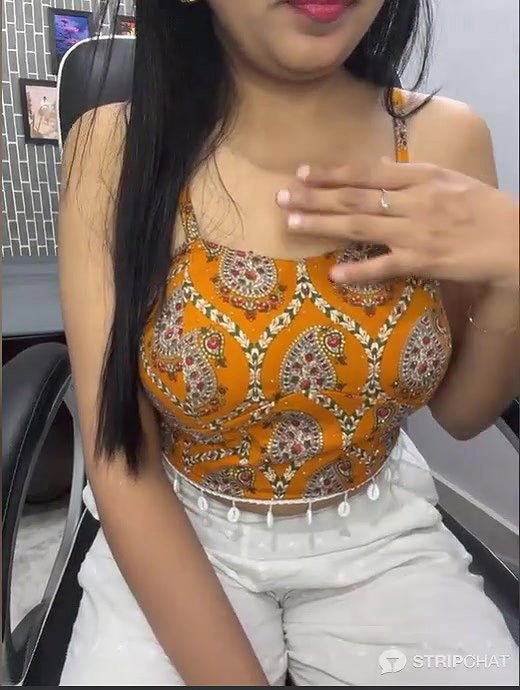 Stripchat escape with me