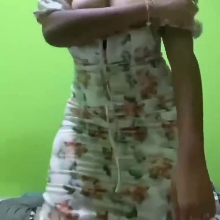 Ragini doing naked dance for her best friend