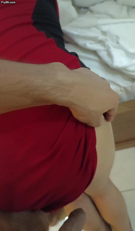 Red hot dress me girlfriend ko Oyo me bula k choda..part 1