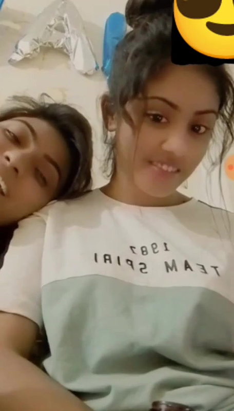 desi gf showing boobs beside her friend