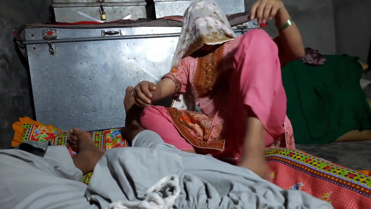 Masked Girl Bathroom Sex Video 1080