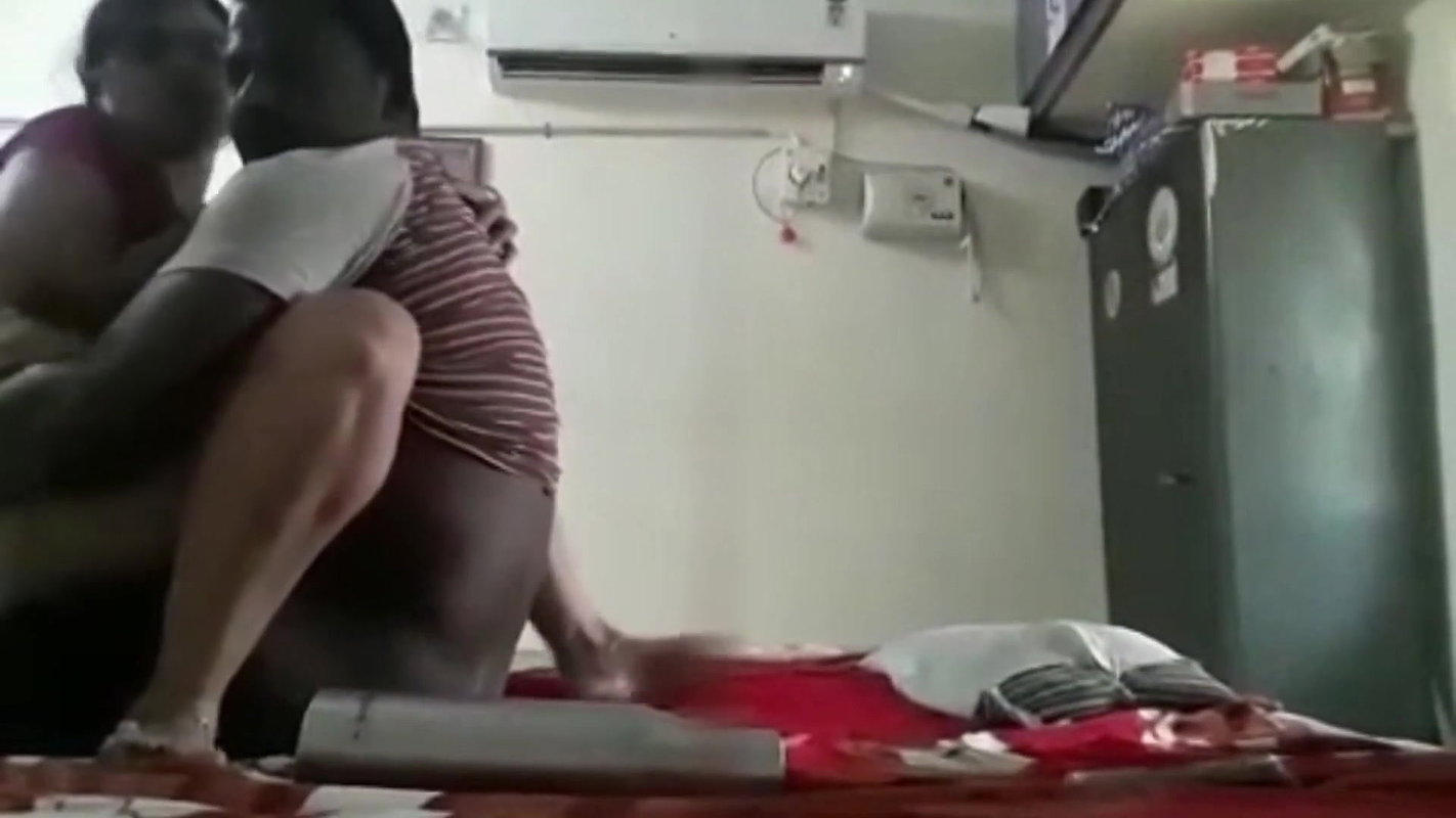 Desi hot bhabhi ki  sex video 1080