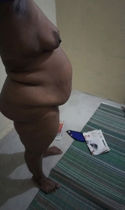 Removing nighty and sucking boobs with wet panties and hot leg massage